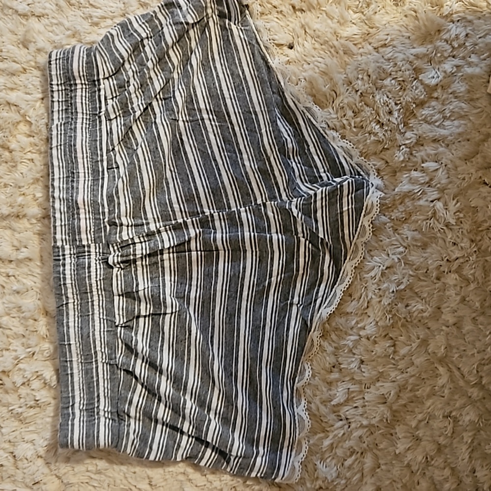 Honeydew lounge/pajama set - Picture 4 of 7